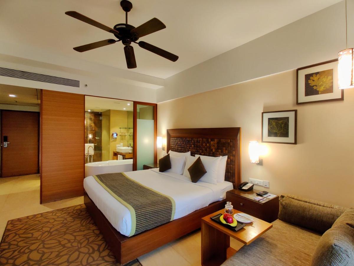 Fariyas Resort Лонавла Екстер'єр фото