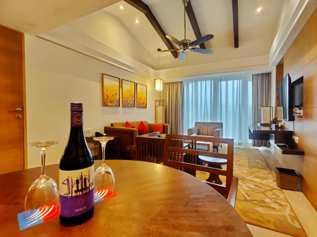 Fariyas Resort Лонавла Екстер'єр фото