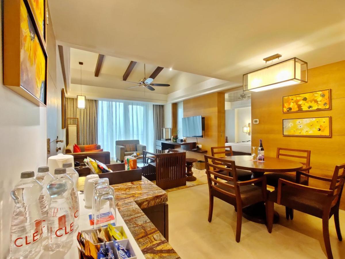 Fariyas Resort Лонавла Екстер'єр фото