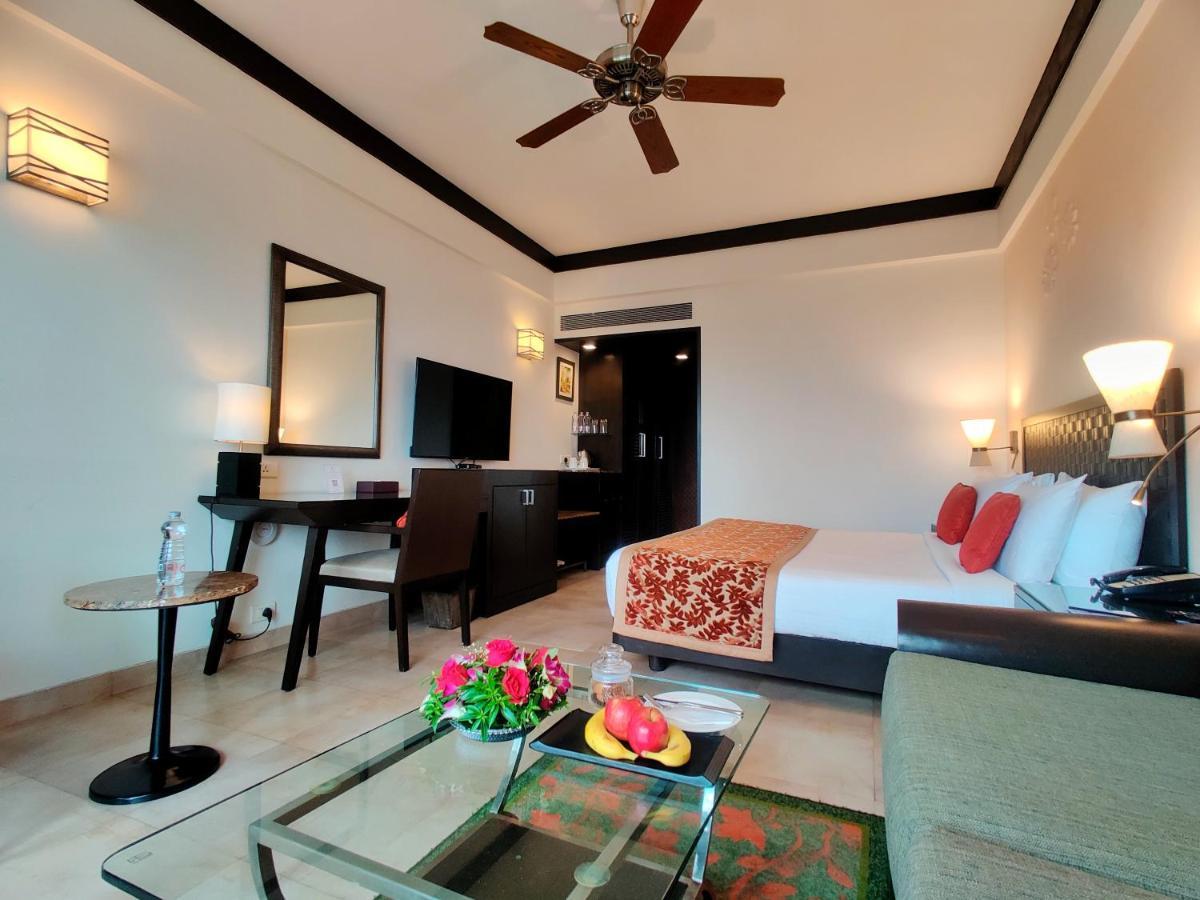 Fariyas Resort Лонавла Екстер'єр фото