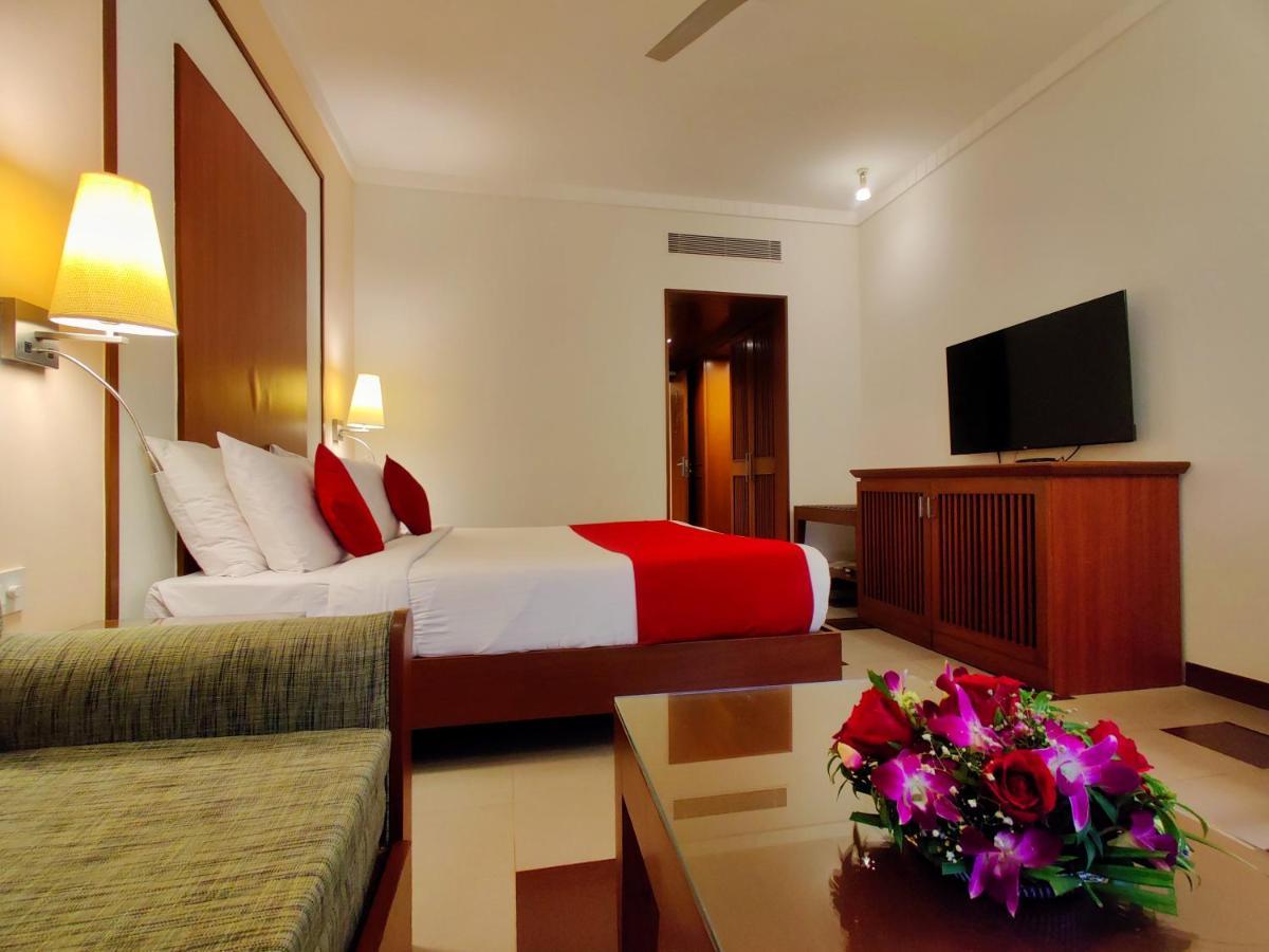 Fariyas Resort Лонавла Екстер'єр фото