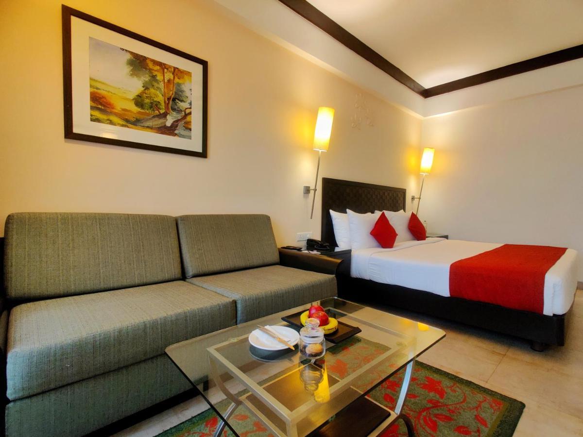 Fariyas Resort Лонавла Екстер'єр фото
