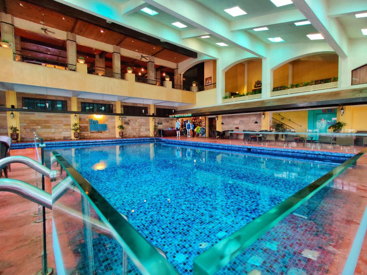 Fariyas Resort Лонавла Екстер'єр фото