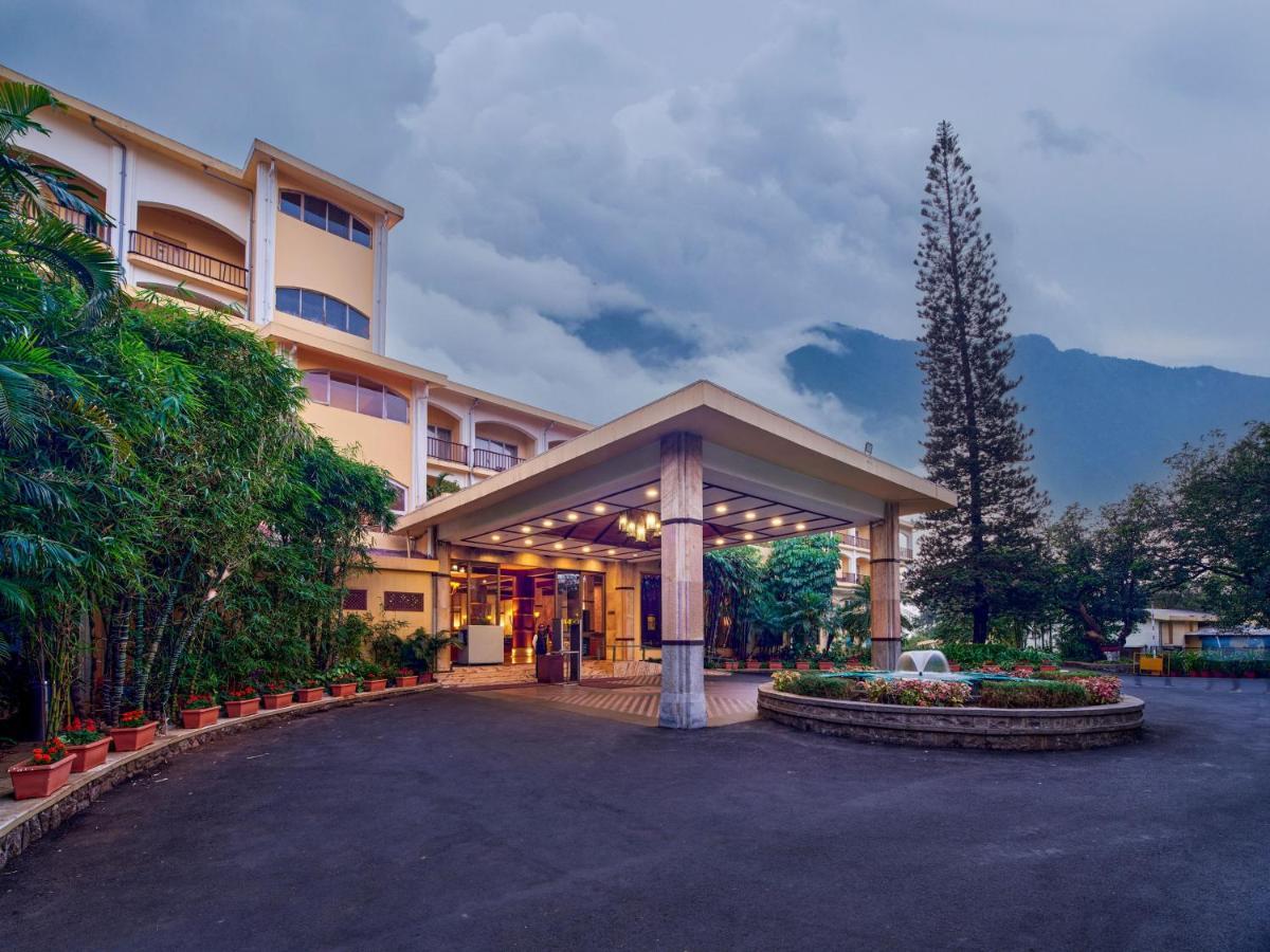 Fariyas Resort Лонавла Екстер'єр фото