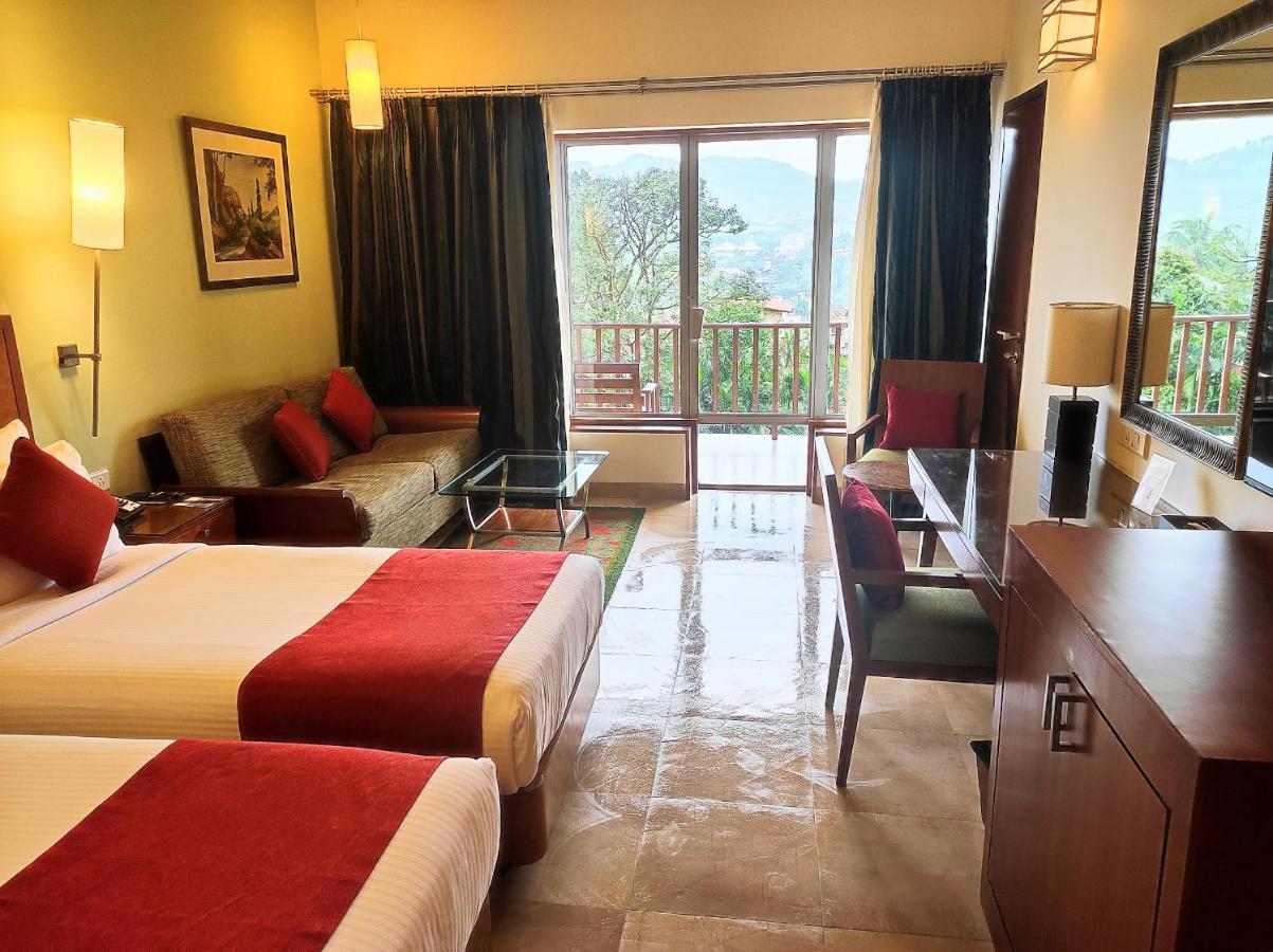 Fariyas Resort Лонавла Екстер'єр фото